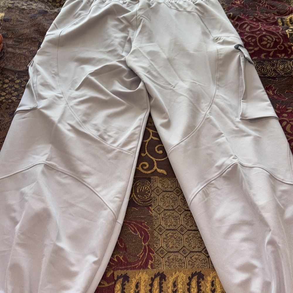 Under Armour Cargo Poly Jogger - Picture 8 of 8